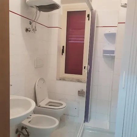 Appartamenti La Ginestra * מנדטוריצ'יו מרינה